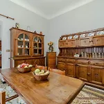 Guesthost - Classy Flat With Terrace Near Corvetto Apartment