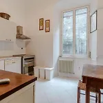 Guesthost - Classy Flat With Terrace Near Corvetto