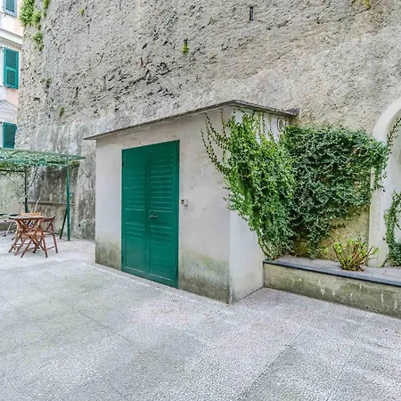 Guesthost - Classy Flat With Terrace Near Corvetto ג'נובה