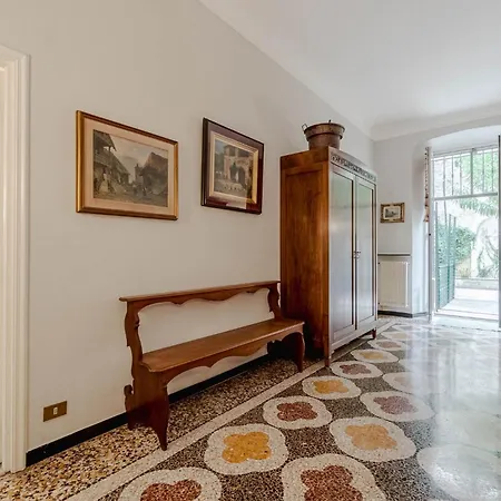 Guesthost - Classy Flat With Terrace Near Corvetto Lägenhet *