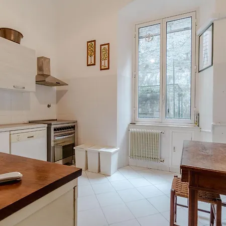 Guesthost - Classy Flat With Terrace Near Corvetto