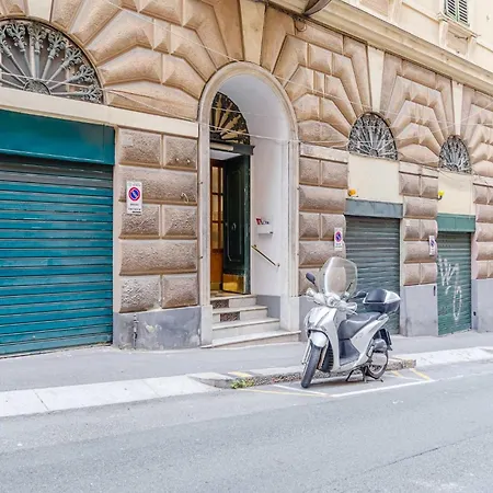 Guesthost - Classy Flat With Terrace Near Corvetto Lägenhet Genua