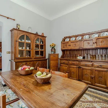 Guesthost - Classy Flat With Terrace Near Corvetto 아파트